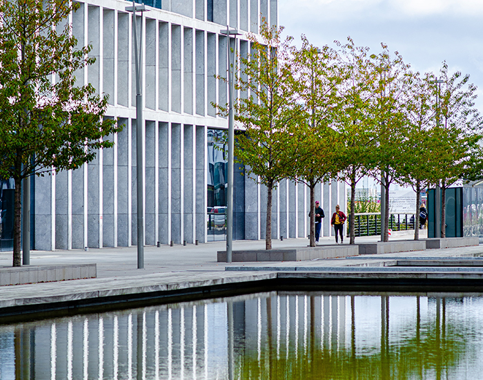 How smart buildings will win the race to net zero How smart buildings will win the race to net zero